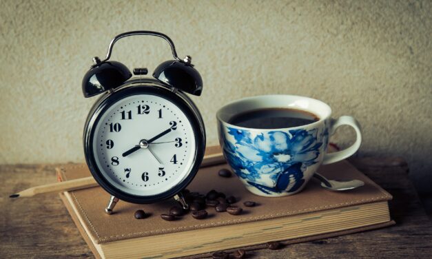 Wake Up Early – The #1 Method You Need